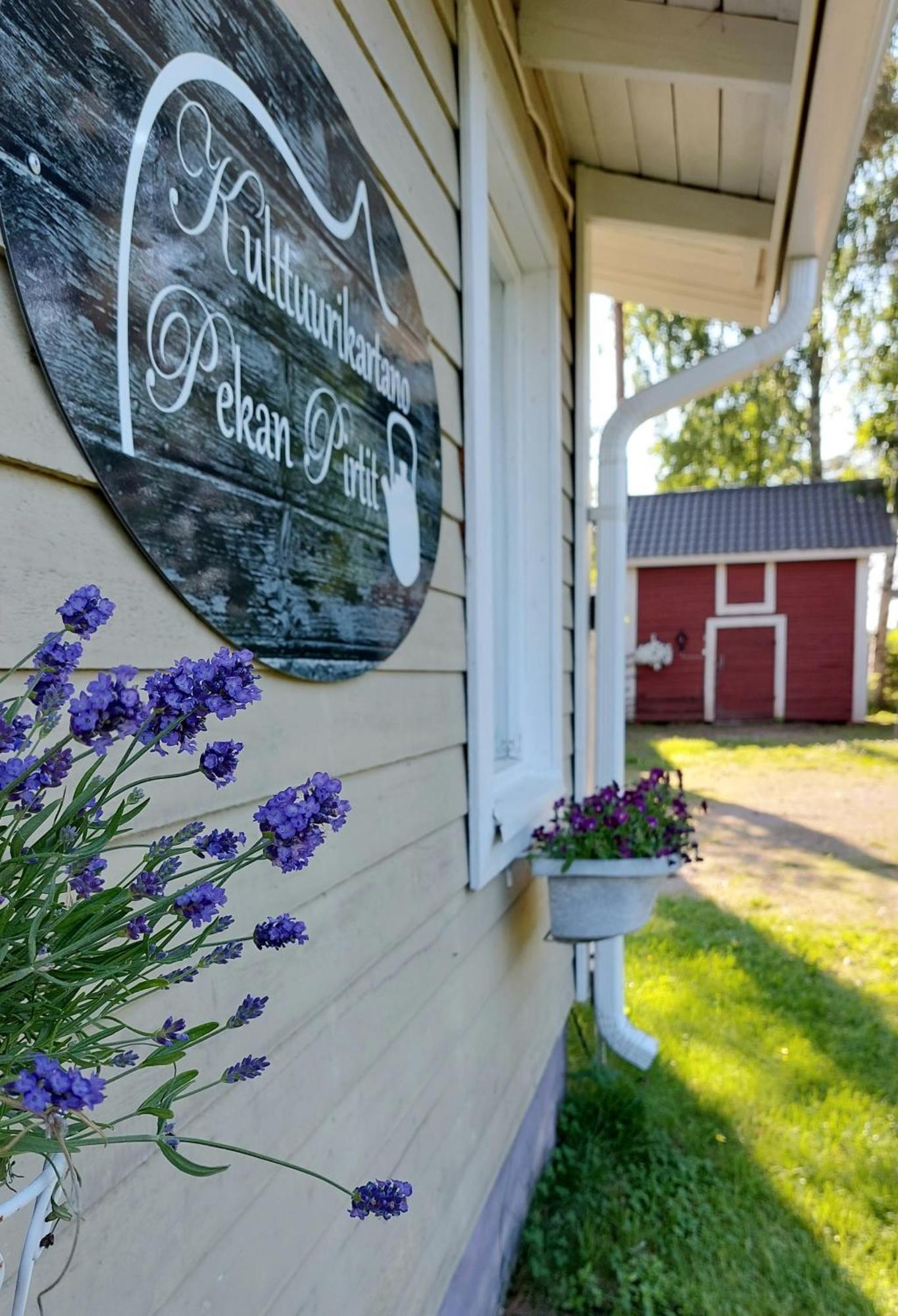 Kulttuurikartano Pekan Pirtit Haapavesi 外观 照片